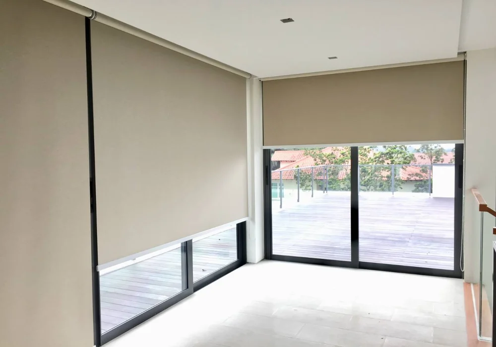 WALL-PANEL-roller black out