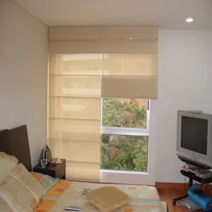 cortina romana en lima peru